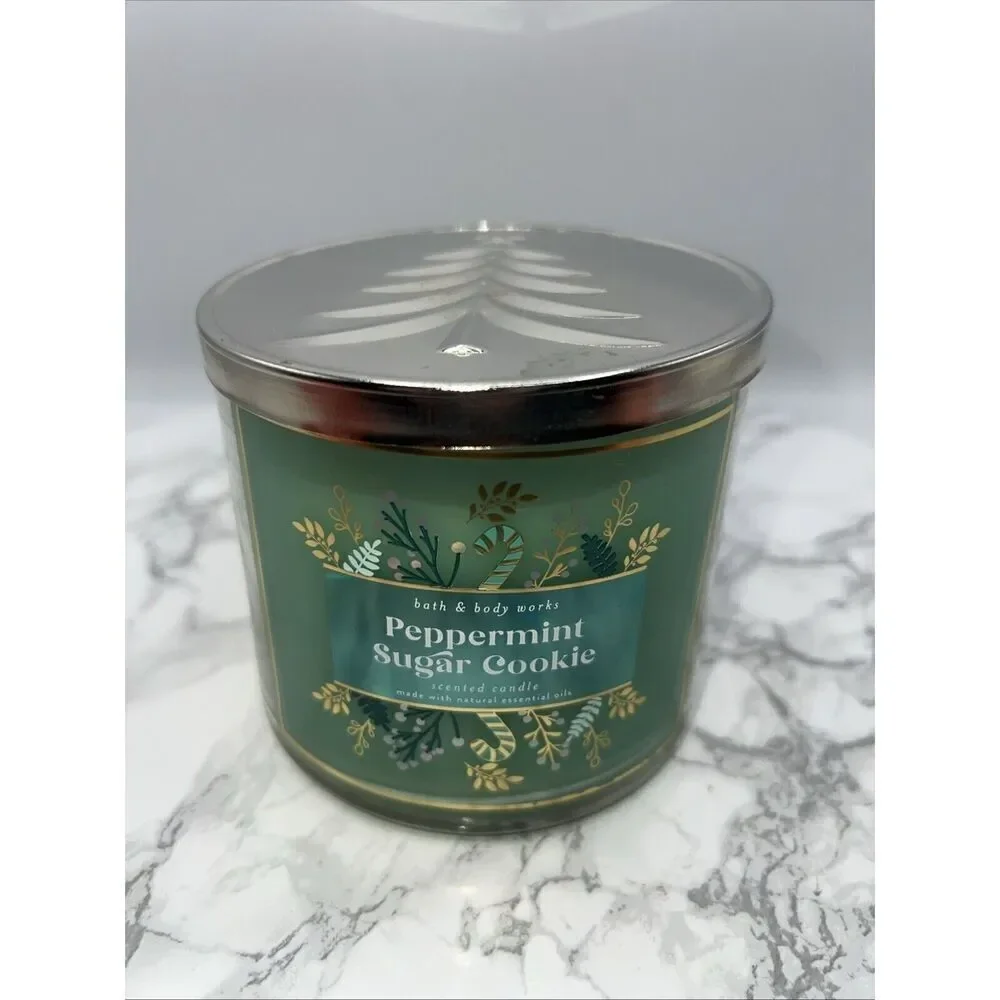 BATH & BODY WORKS Peppermint Sugar Cookie 3 Wick Candle Christmas 14.5 oz-NEW! - Picture 1 of 4